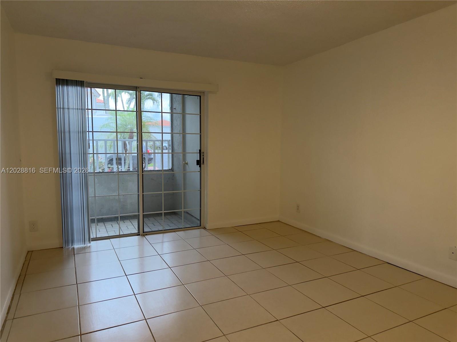 10441 Mahogany Key Cir #106, Miami FL 33196