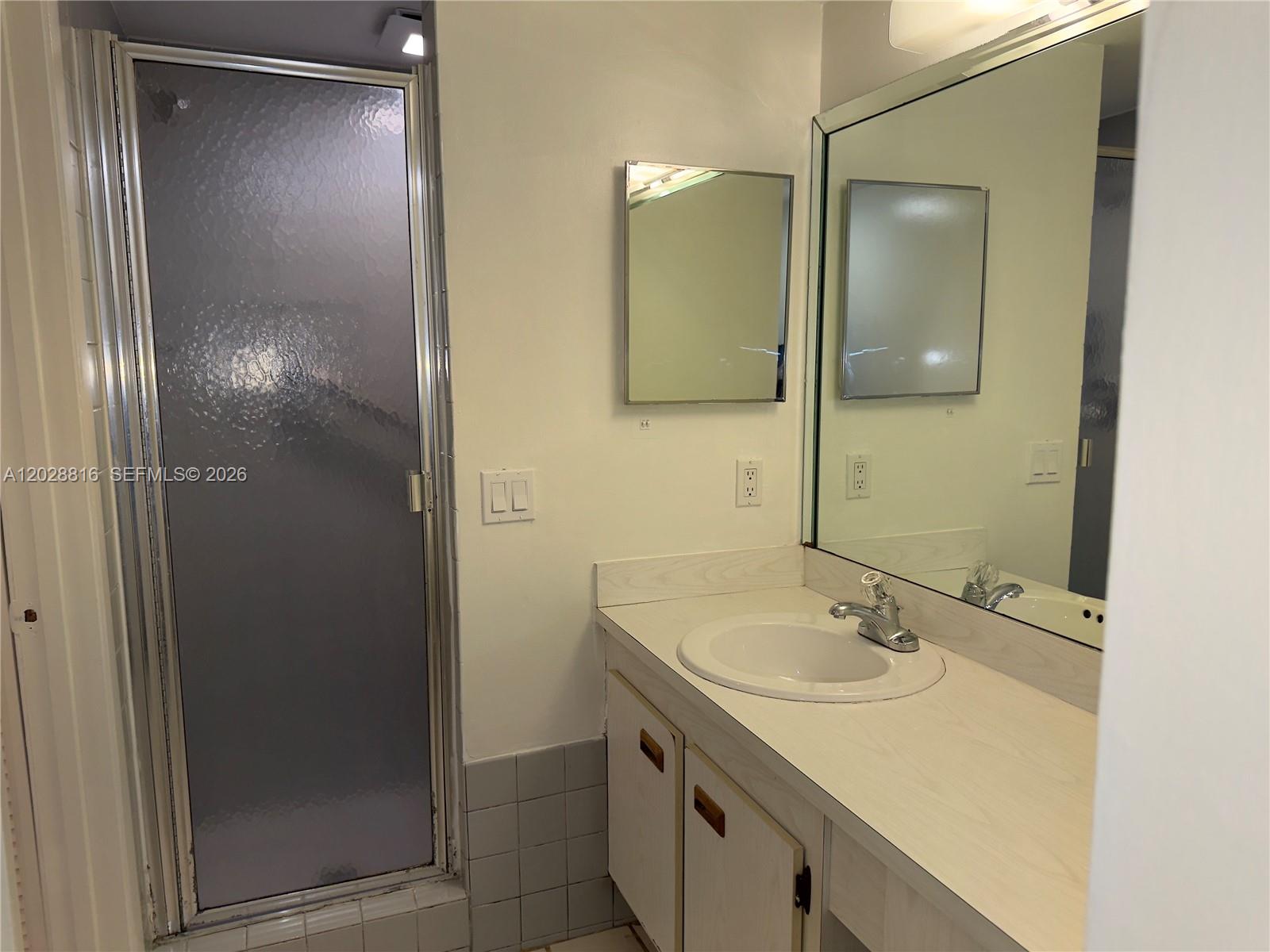 10441 Mahogany Key Cir #106, Miami FL 33196