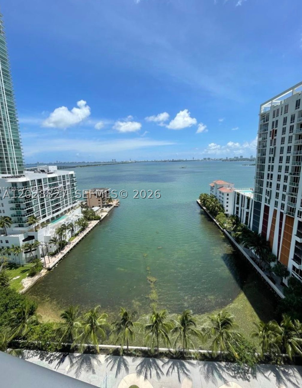 460 NE 28th St #1406, Miami FL 33137