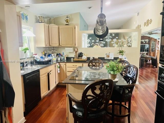 7910 SW 73rd Ct, Miami FL 33143