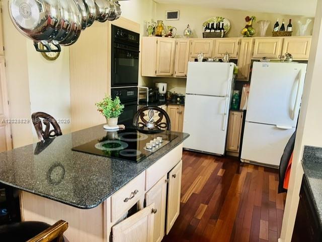 7910 SW 73rd Ct, Miami FL 33143