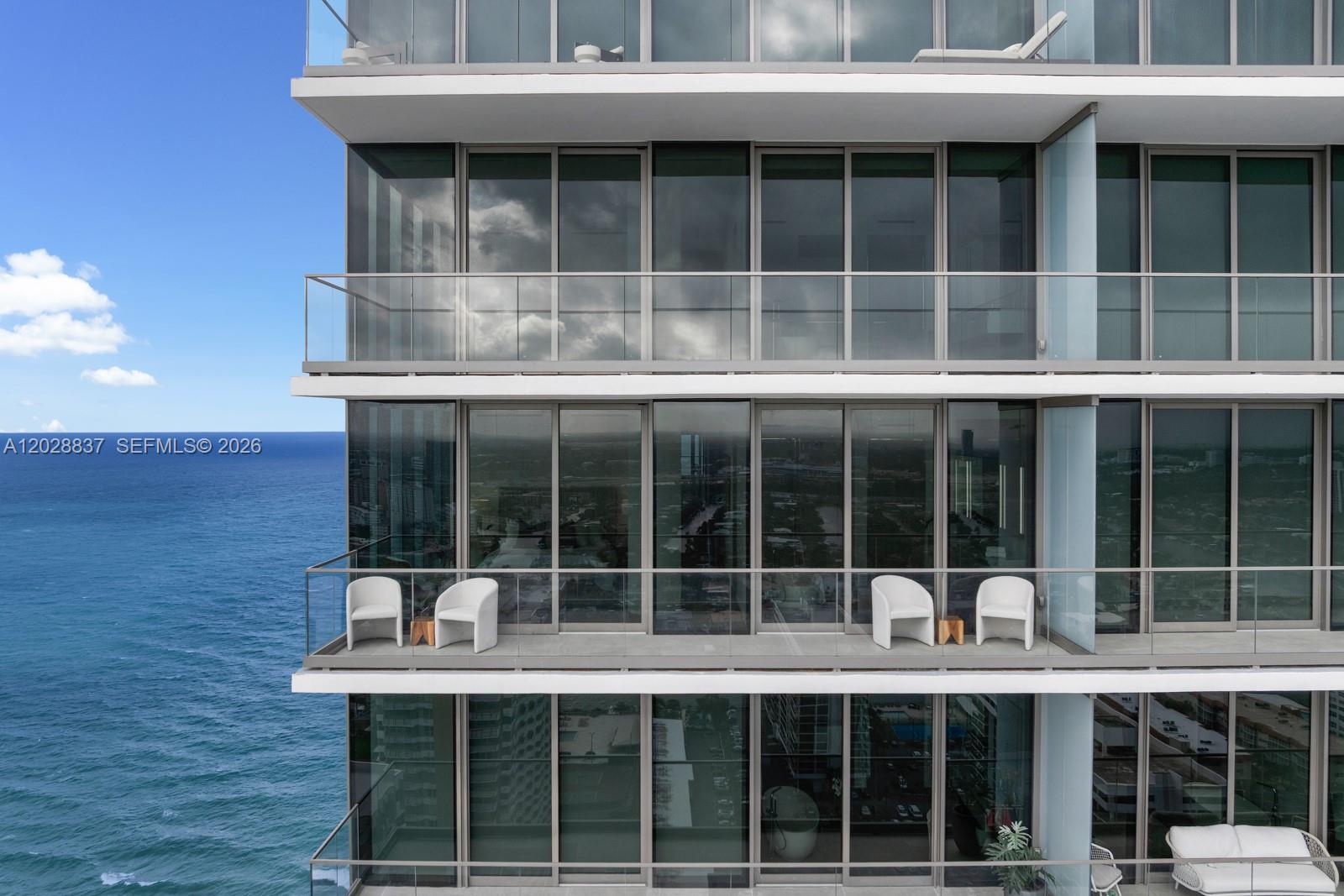2000 S Ocean Dr #32A, Hallandale Beach FL 33009
