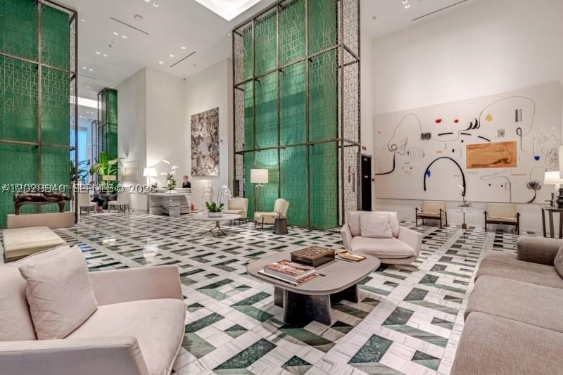 801 S Miami Ave #1808, Miami FL 33130