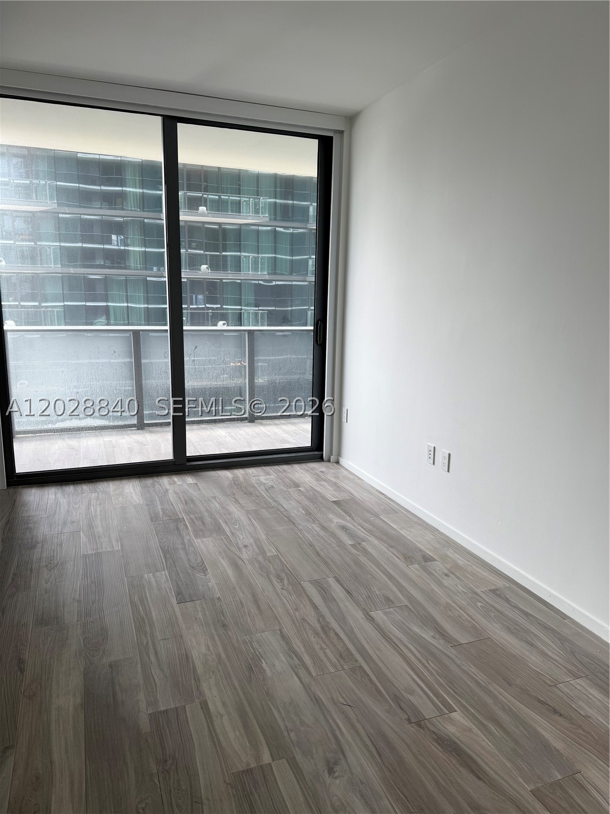 801 S Miami Ave #1808, Miami FL 33130
