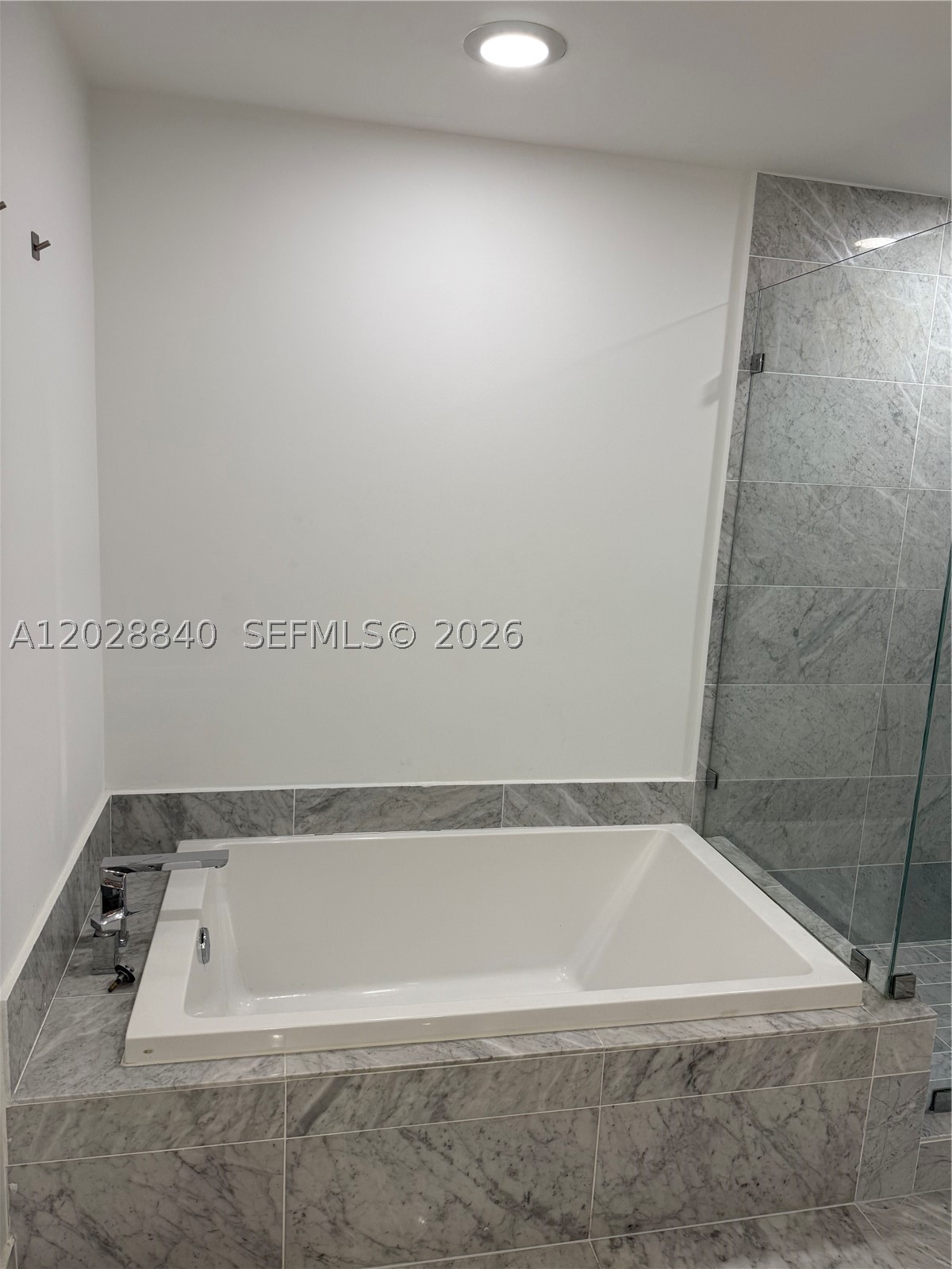 801 S Miami Ave #1808, Miami FL 33130