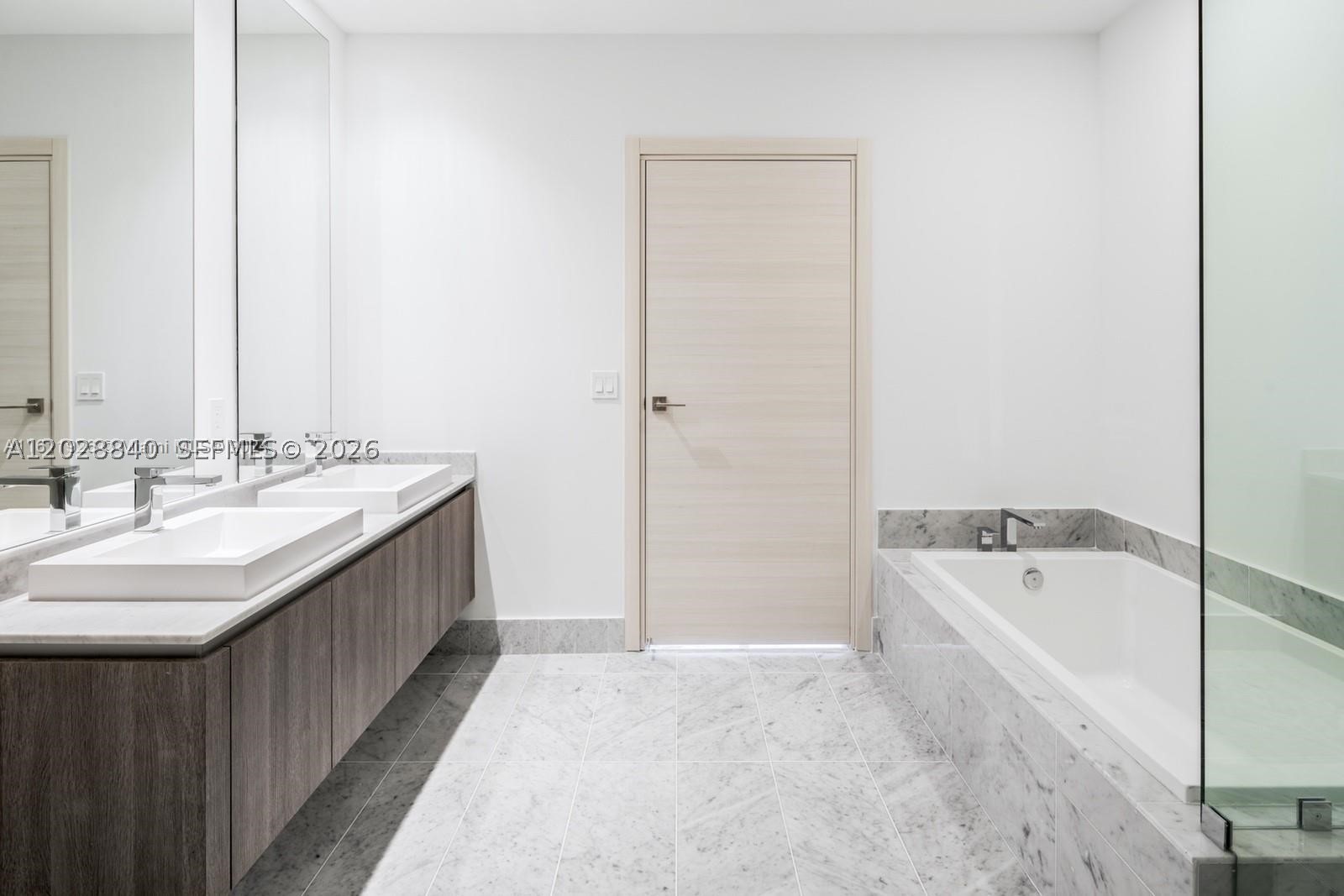 801 S Miami Ave #1808, Miami FL 33130