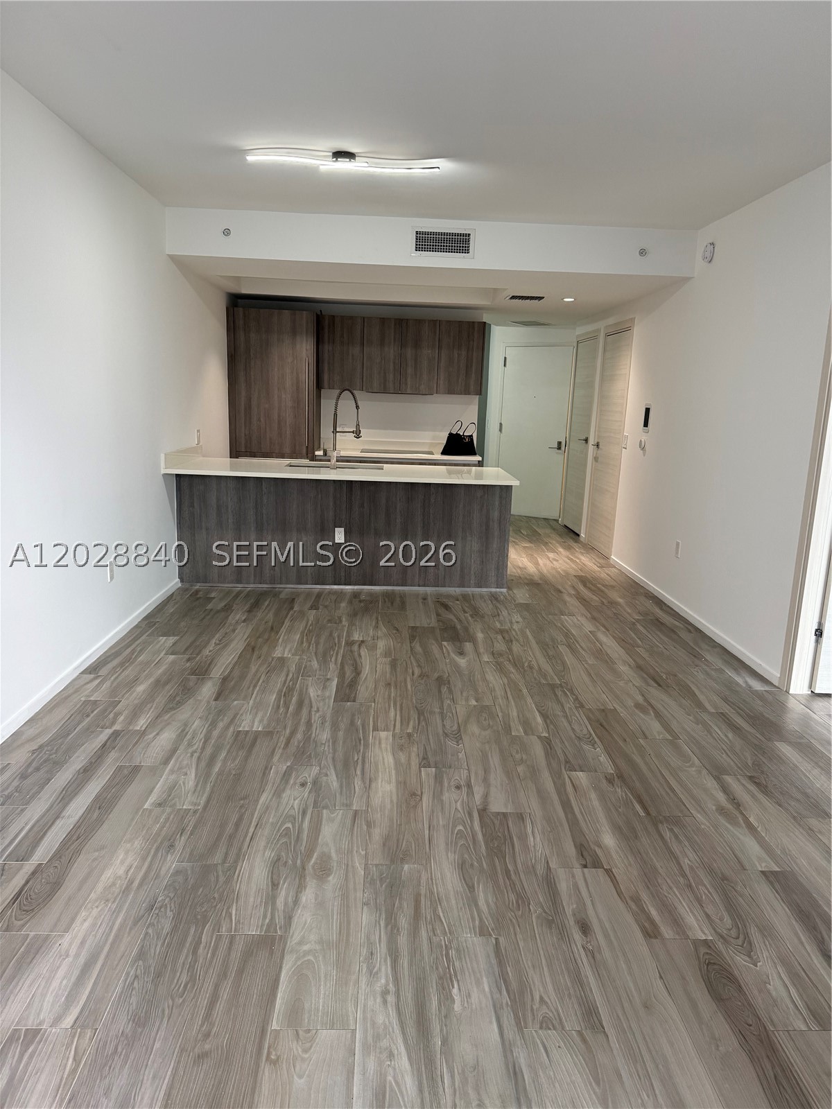 801 S Miami Ave #1808, Miami FL 33130