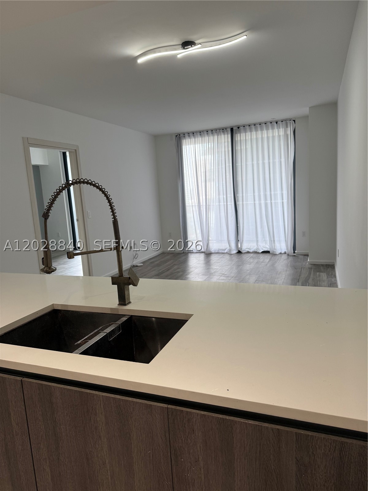 801 S Miami Ave #1808, Miami FL 33130