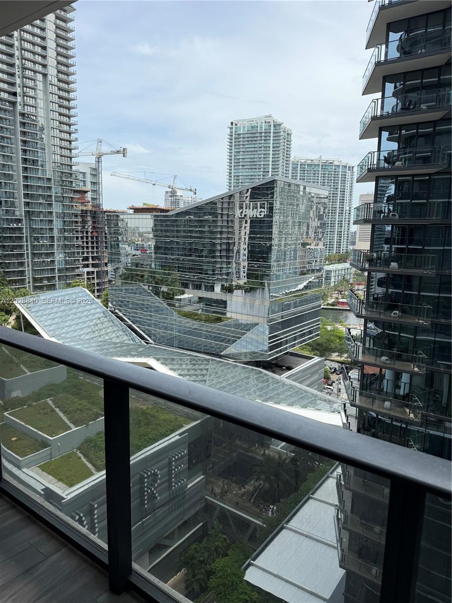 801 S Miami Ave #1808, Miami FL 33130