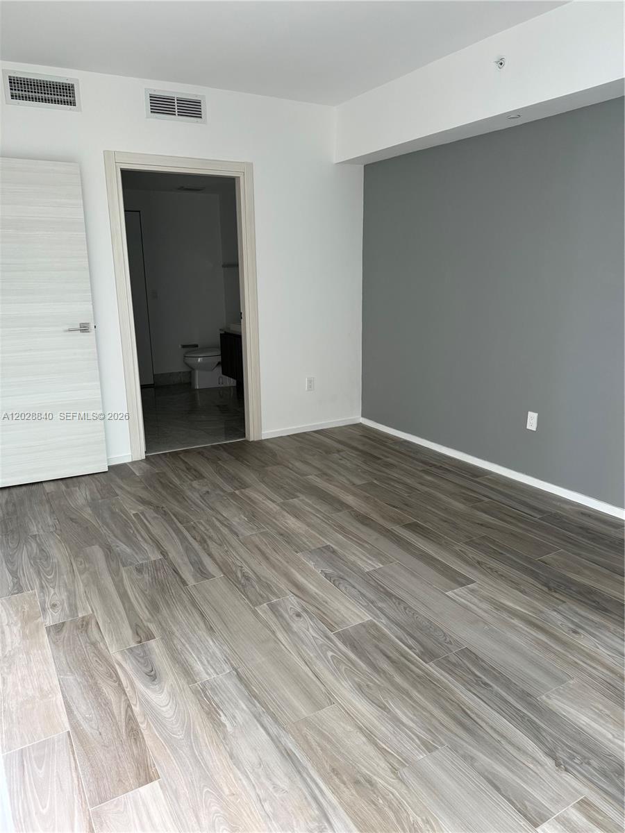 801 S Miami Ave #1808, Miami FL 33130