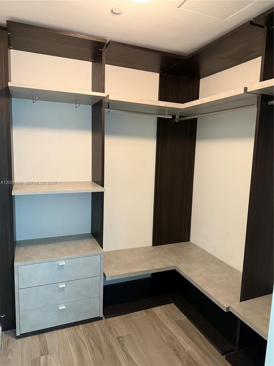 801 S Miami Ave #1808, Miami FL 33130