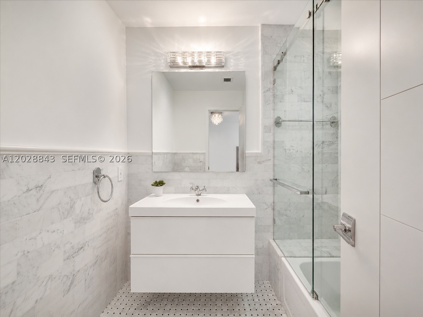 2558 NE 206th Terrace, Aventura FL 33180