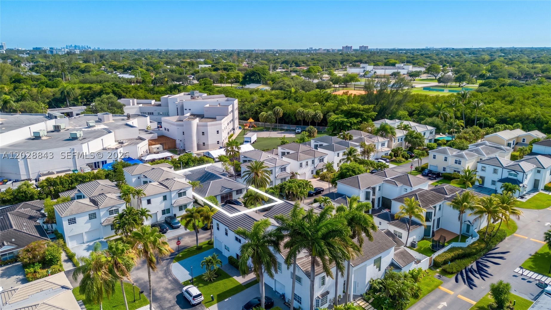 2558 NE 206th Terrace, Aventura FL 33180