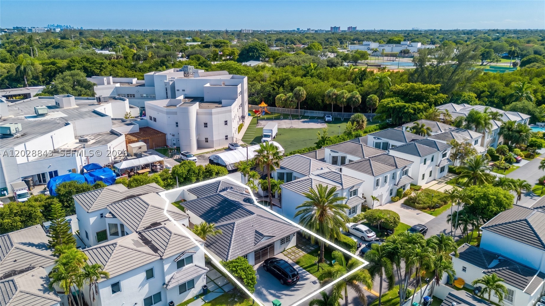 2558 NE 206th Terrace, Aventura FL 33180