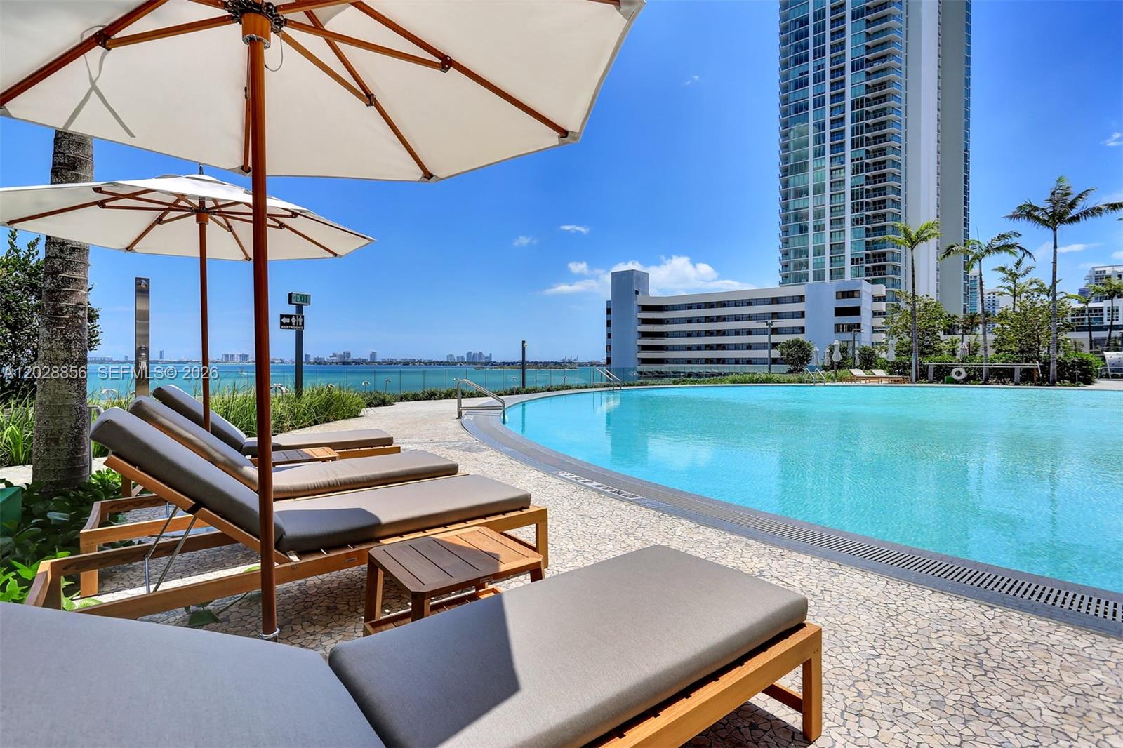 650 NE 32nd St #4405, Miami FL 33137