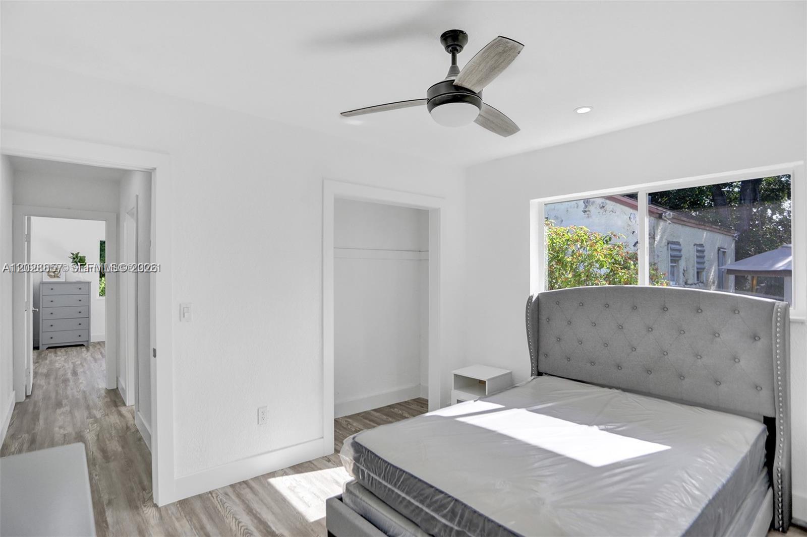 236 NW 42nd St, Miami FL 33127