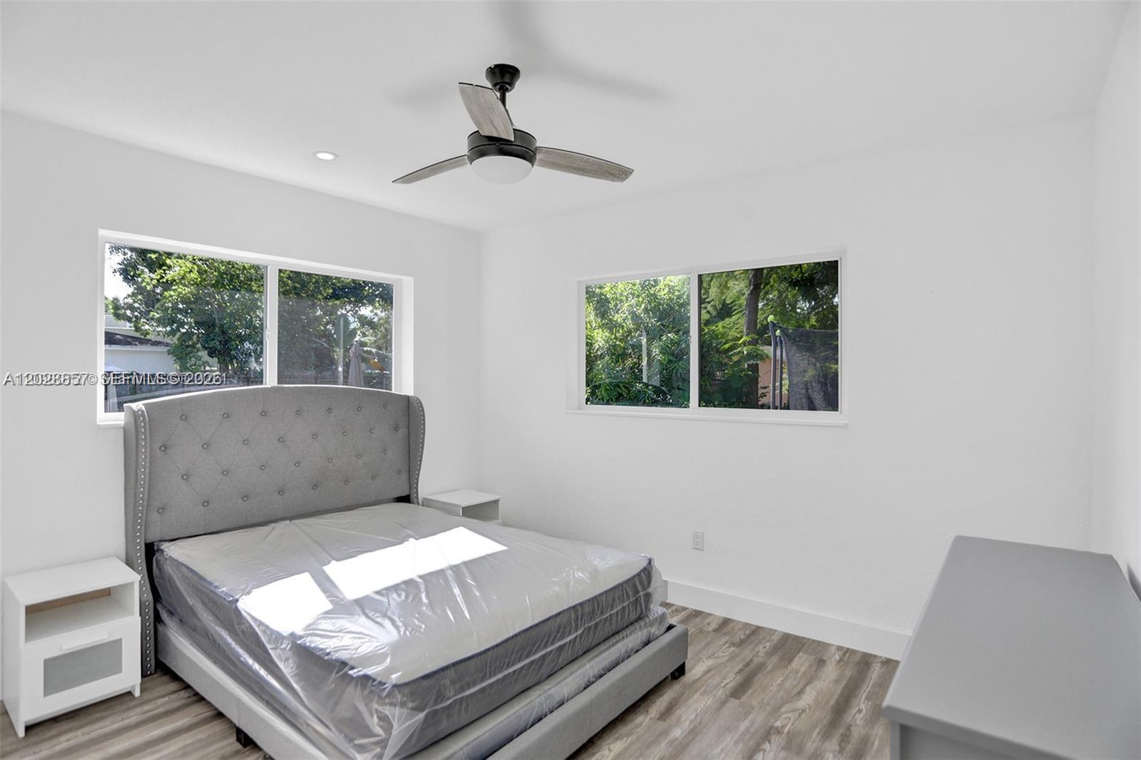 236 NW 42nd St, Miami FL 33127
