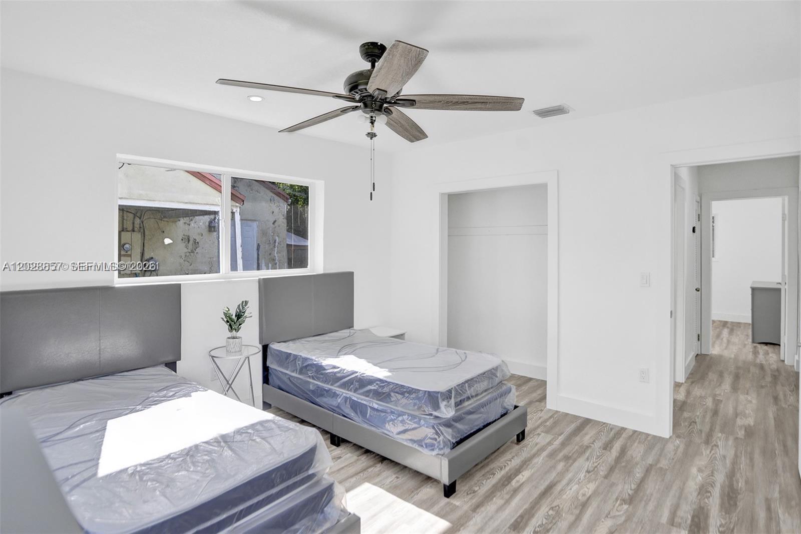 236 NW 42nd St, Miami FL 33127