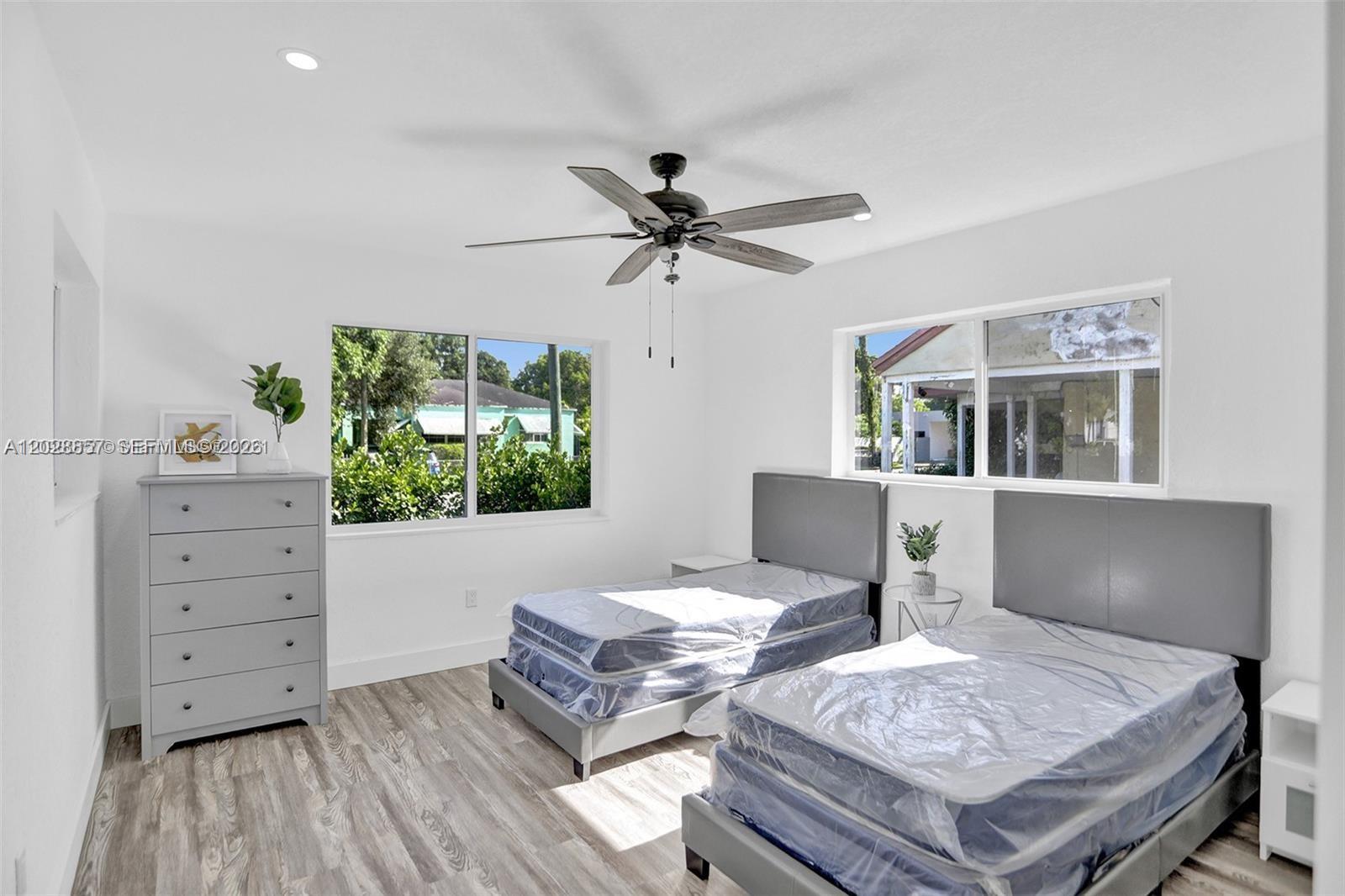 236 NW 42nd St, Miami FL 33127