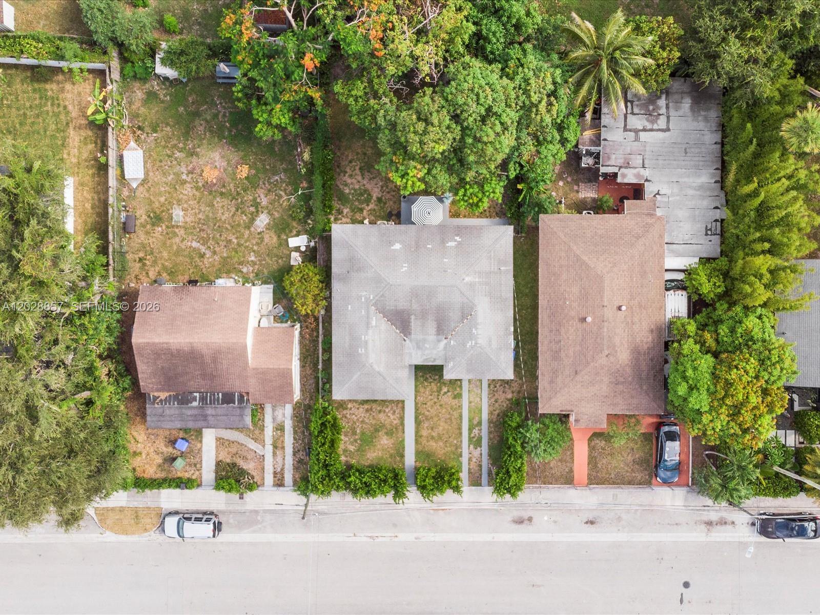 236 NW 42nd St, Miami FL 33127