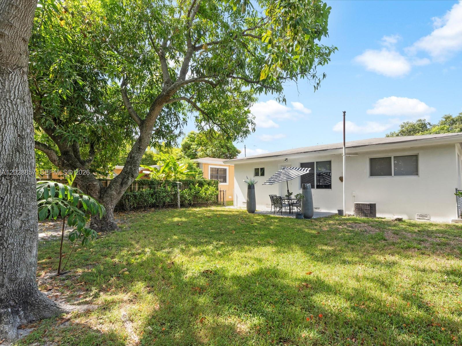 236 NW 42nd St, Miami FL 33127