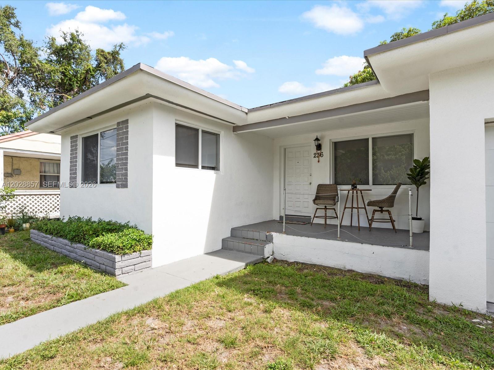 236 NW 42nd St, Miami FL 33127