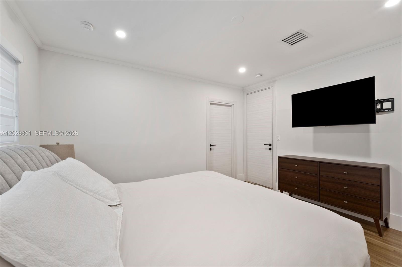 45 Palermo Ave, Coral Gables FL 33134