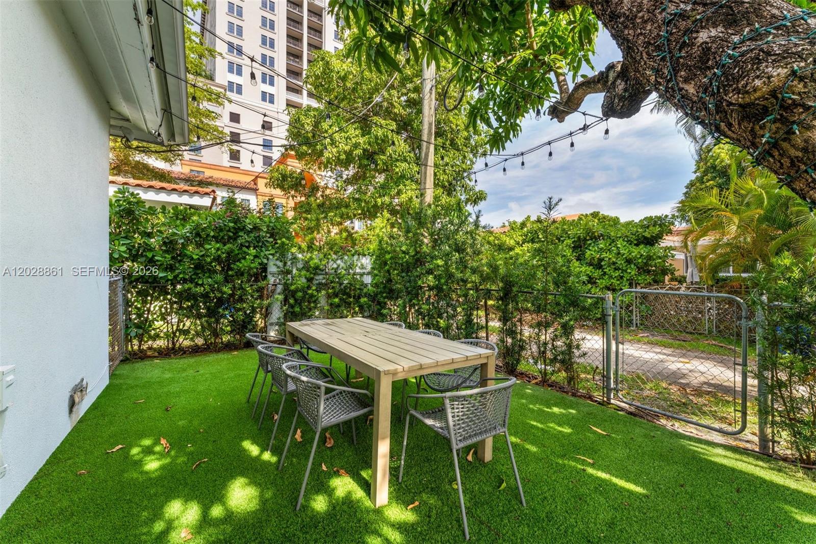 45 Palermo Ave, Coral Gables FL 33134