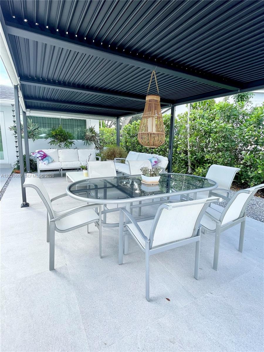 9121 SW 85th St, Miami FL 33173