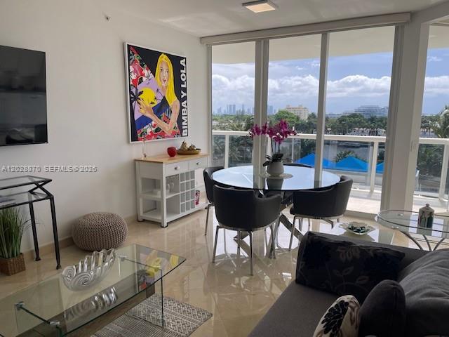 4779 Collins Ave #706, Miami Beach FL 33140
