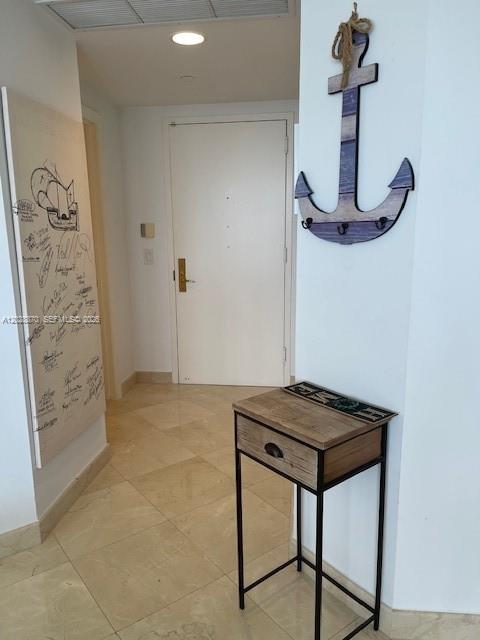 4779 Collins Ave #706, Miami Beach FL 33140