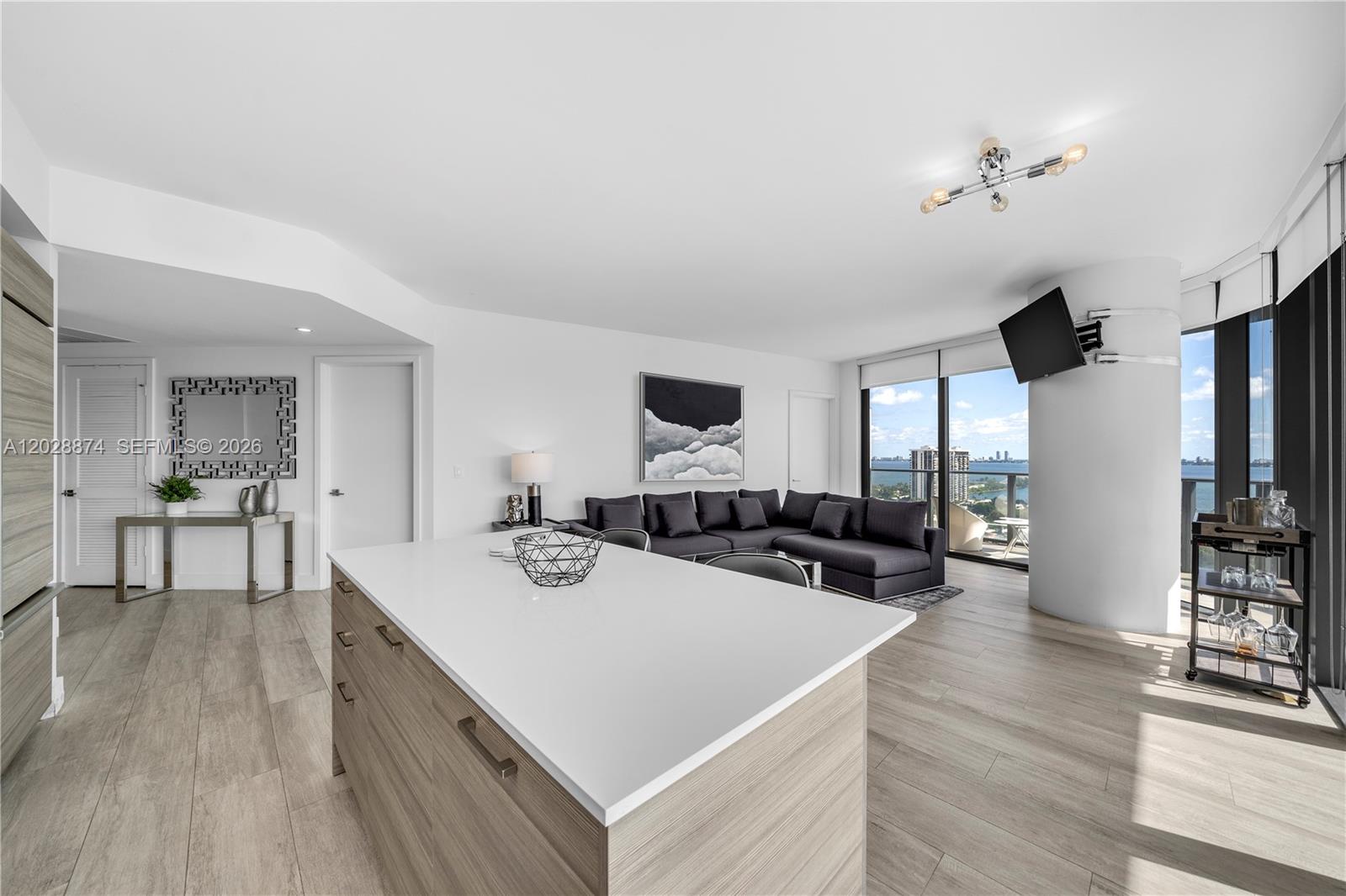 121 NE 34th St #1704, Miami FL 33137