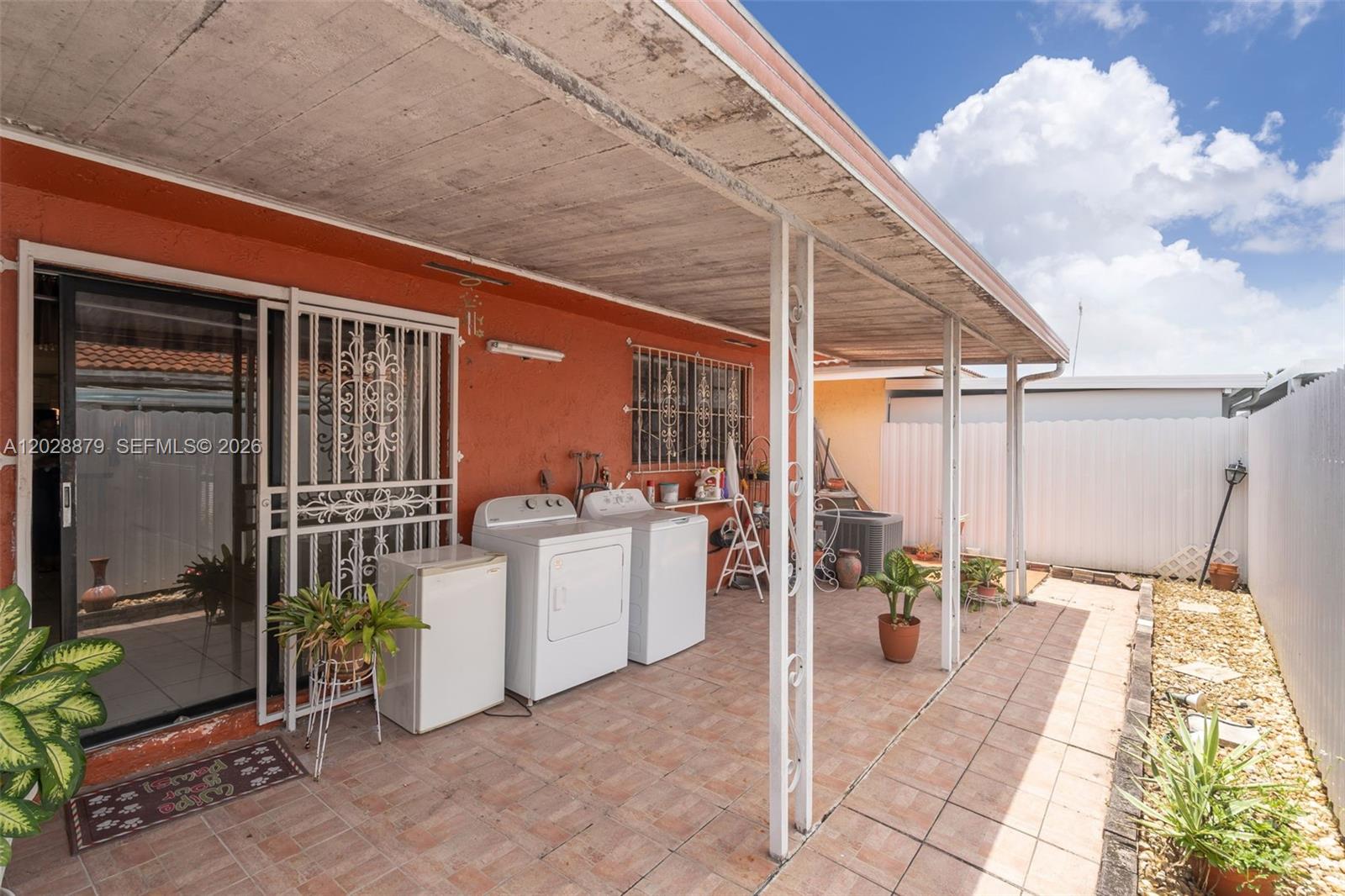 8805 NW 114th Ter, Hialeah Gardens FL 33018