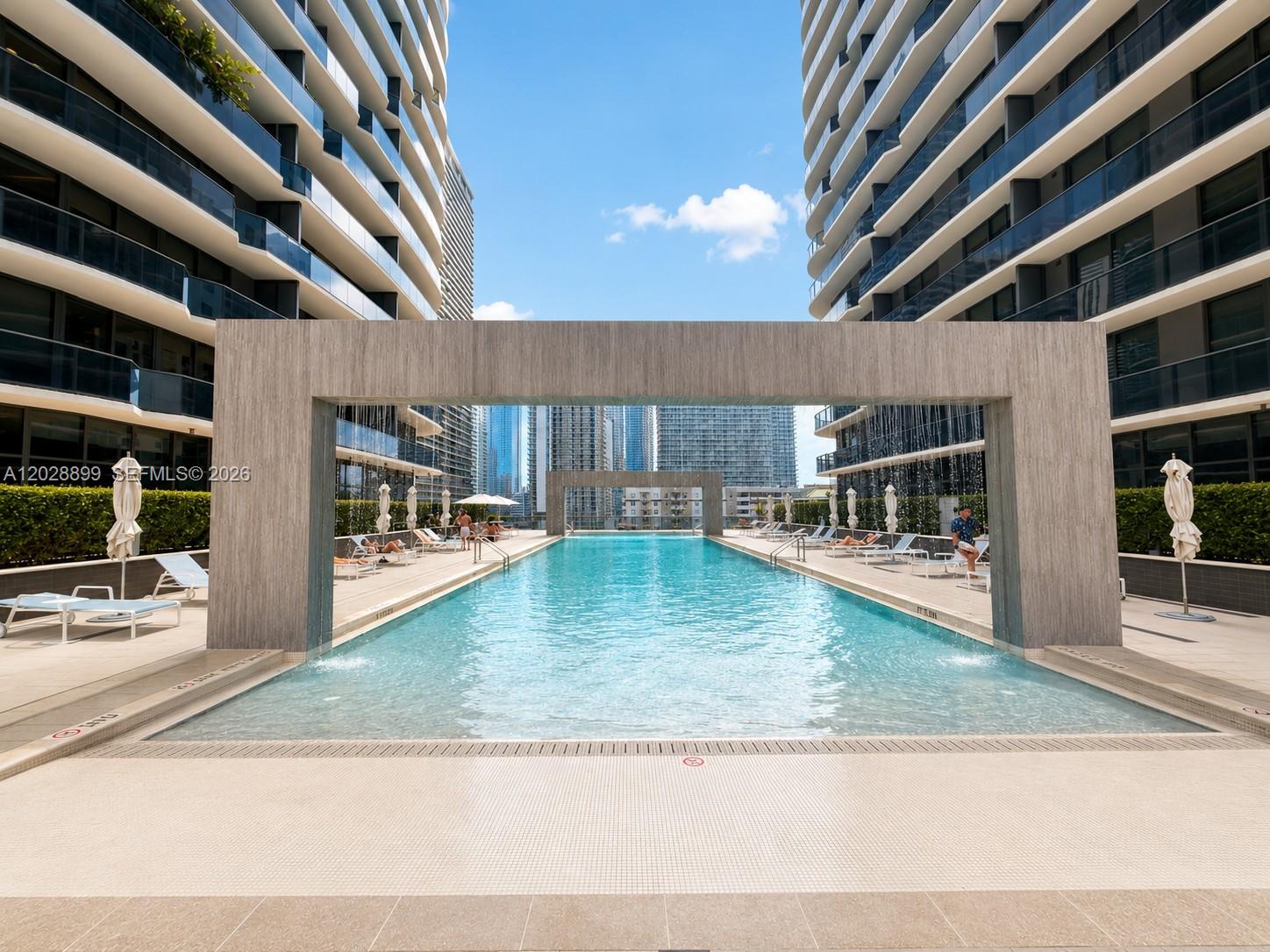 45 SW 9th St #1506, Miami FL 33130