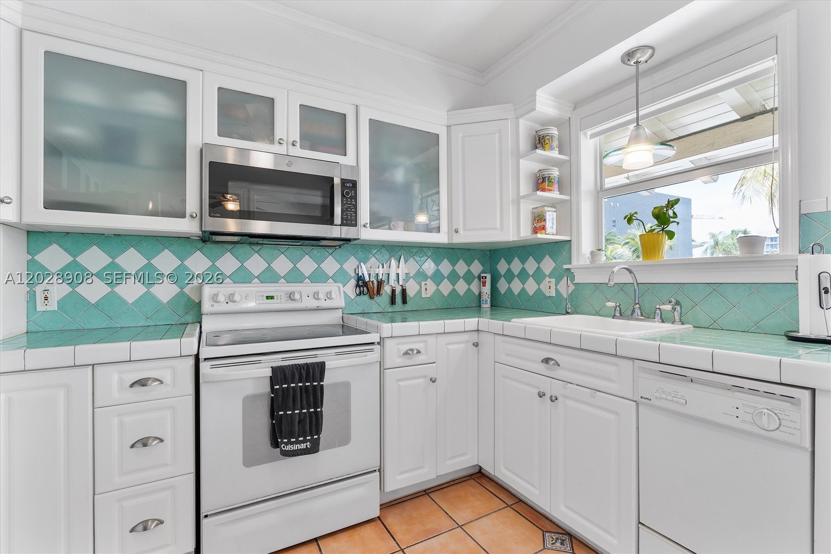 20 Park Dr #6, Bal Harbour FL 33154