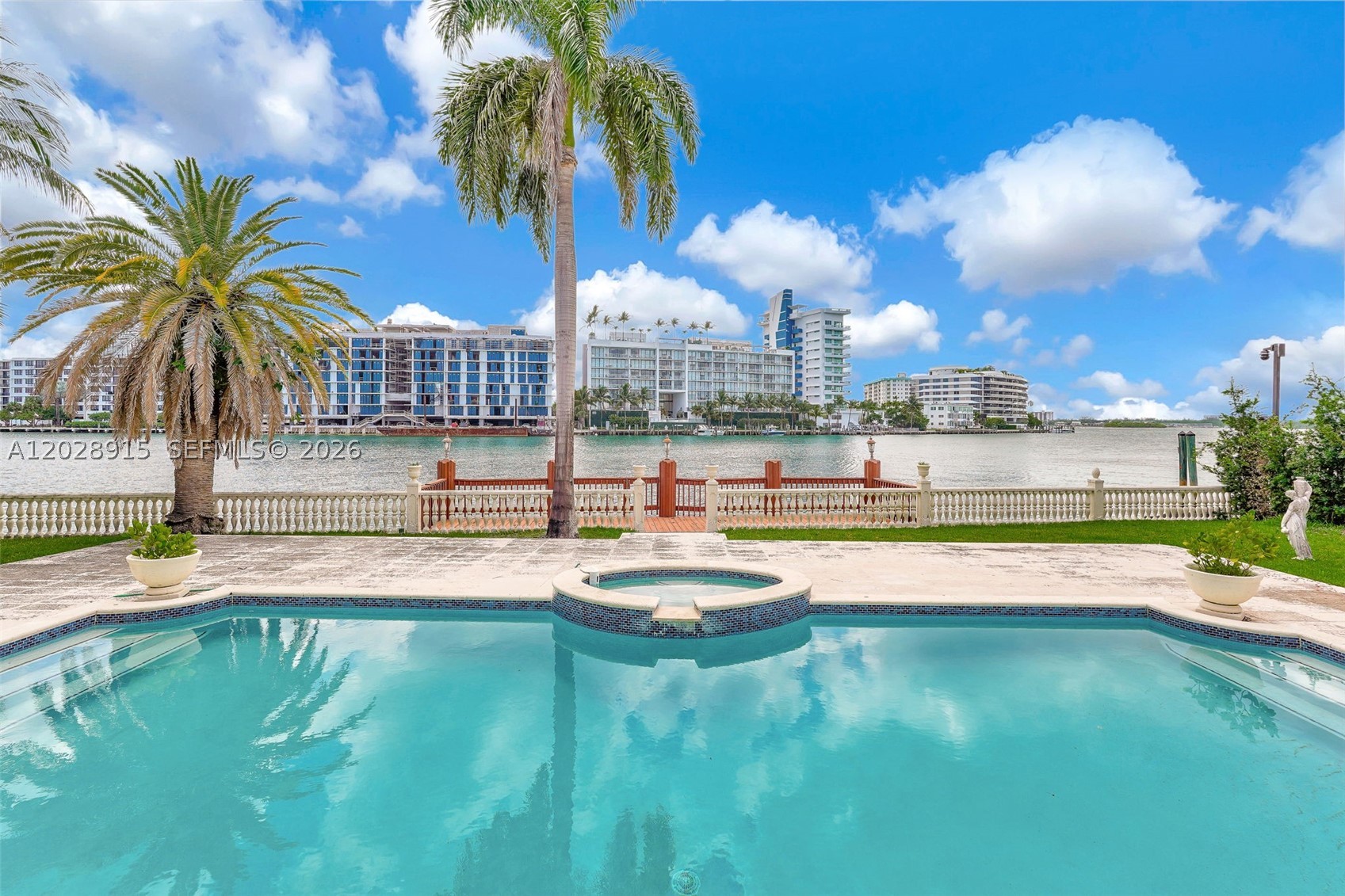 166 Bal Bay Dr, Bal Harbour FL 33154