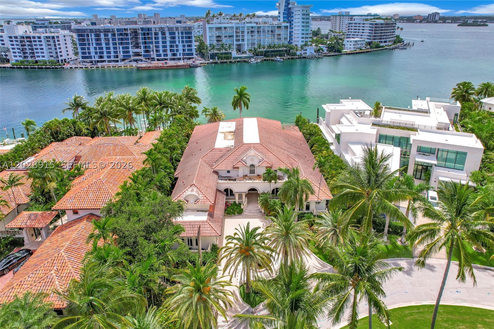 166 Bal Bay Dr, Bal Harbour FL 33154