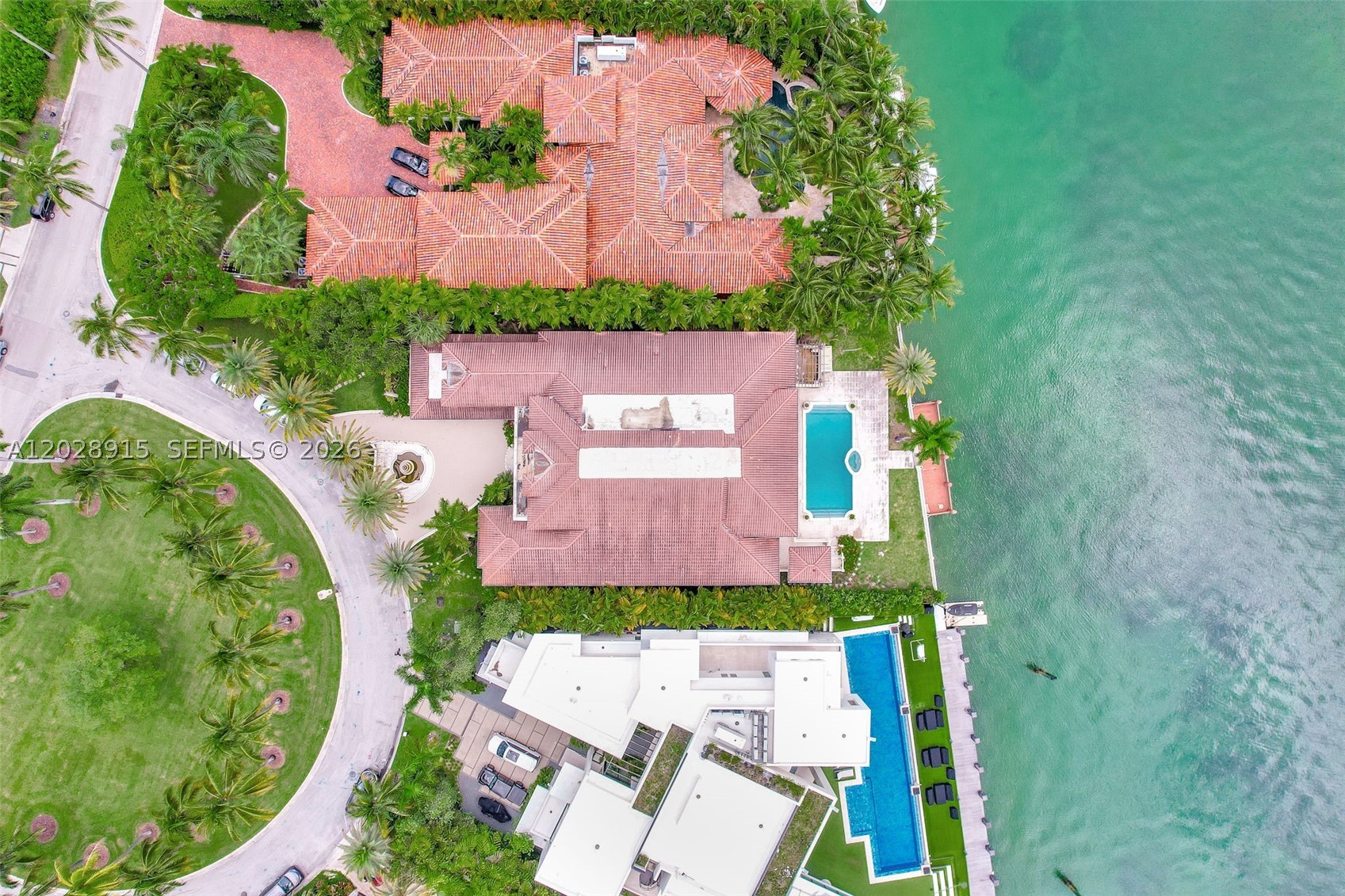166 Bal Bay Dr, Bal Harbour FL 33154