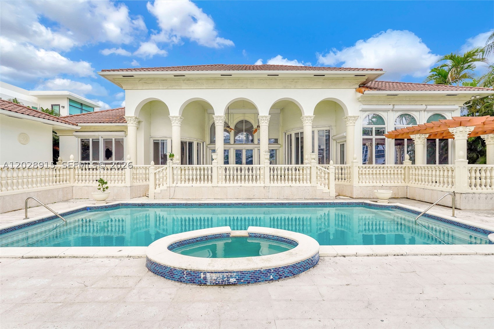 166 Bal Bay Dr, Bal Harbour FL 33154