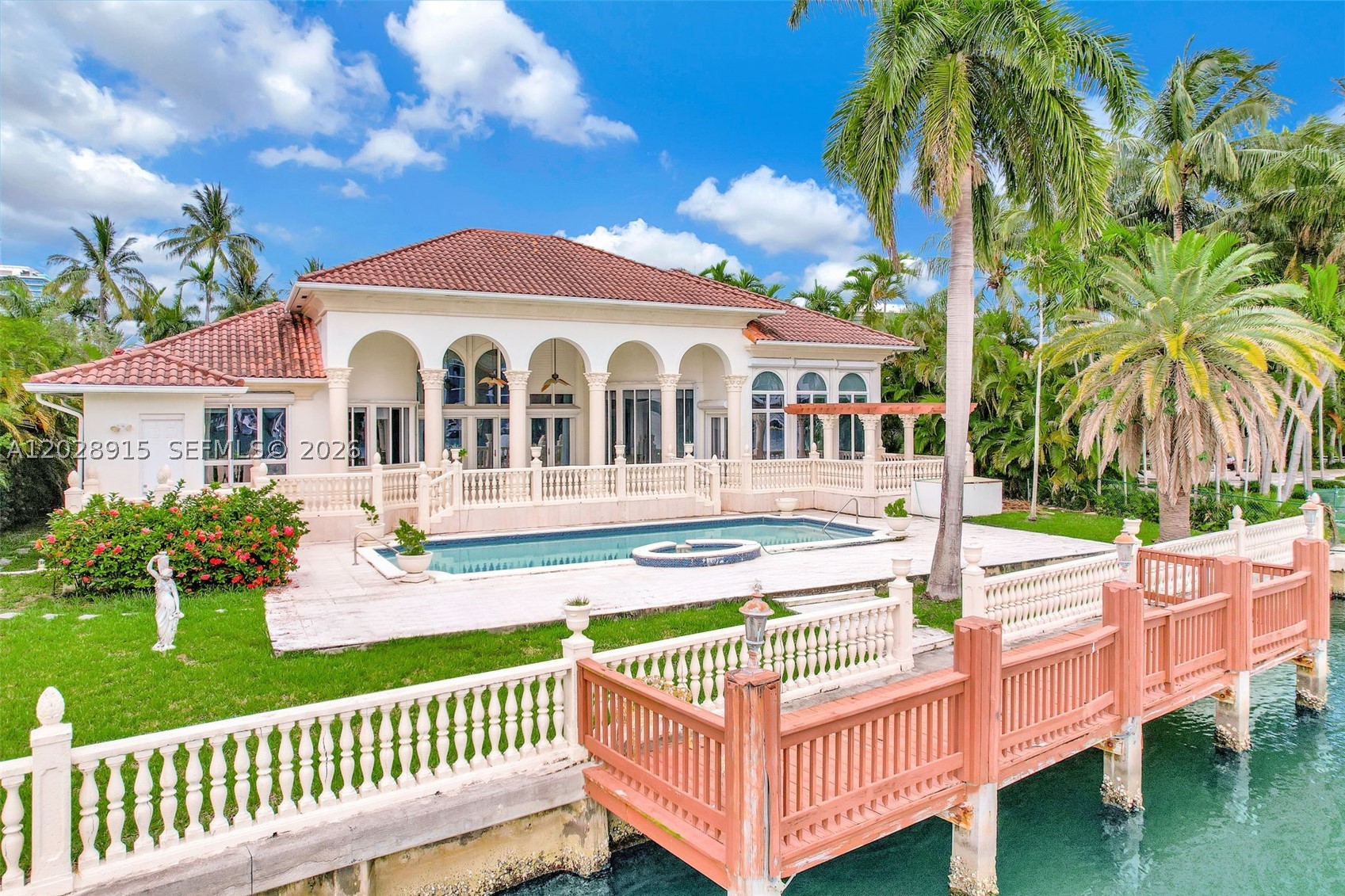 166 Bal Bay Dr, Bal Harbour FL 33154