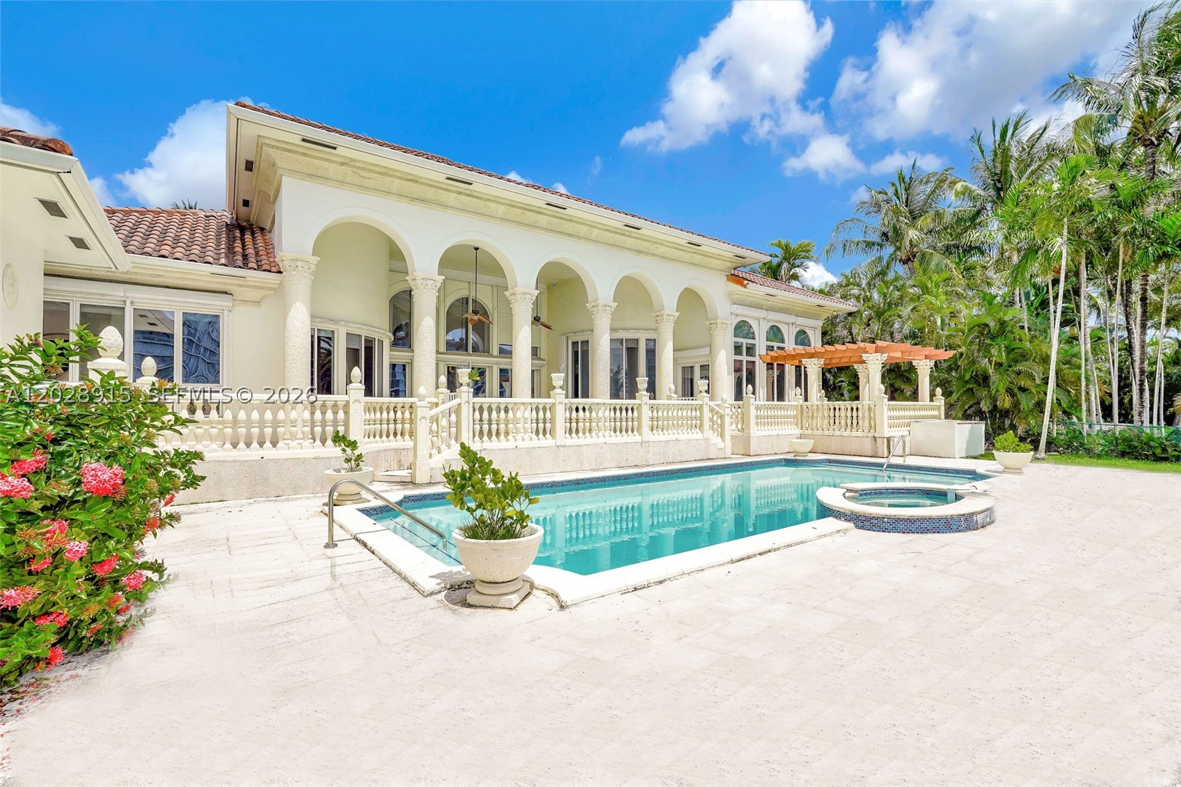 166 Bal Bay Dr, Bal Harbour FL 33154