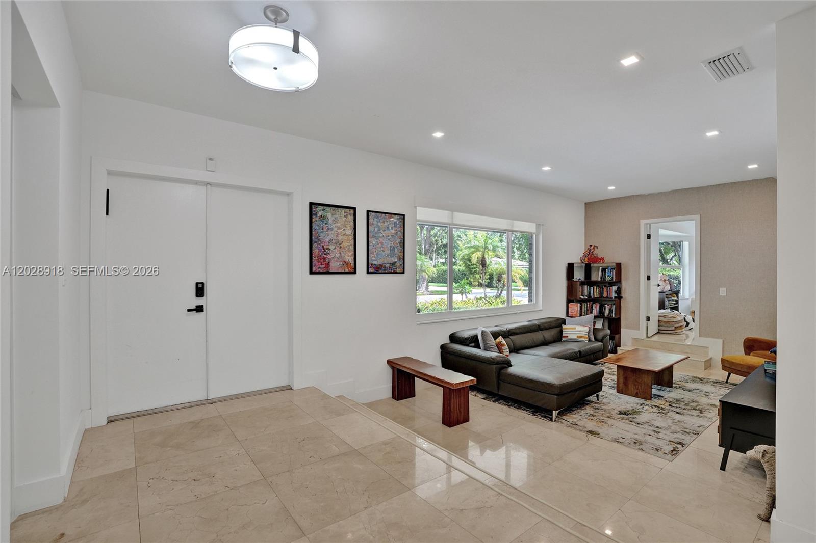 18641 NE 21st Ave, Miami FL 33179
