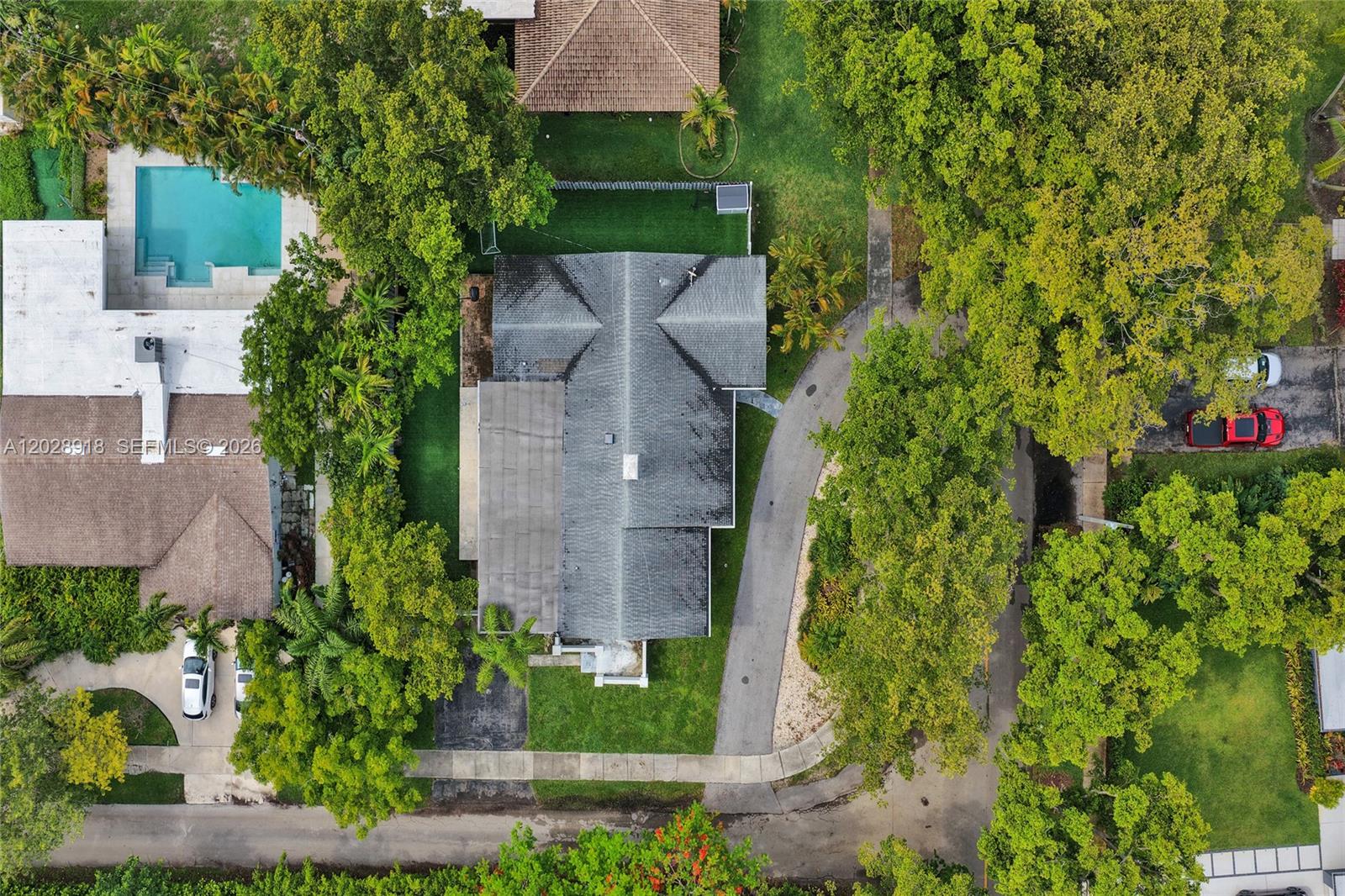 18641 NE 21st Ave, Miami FL 33179