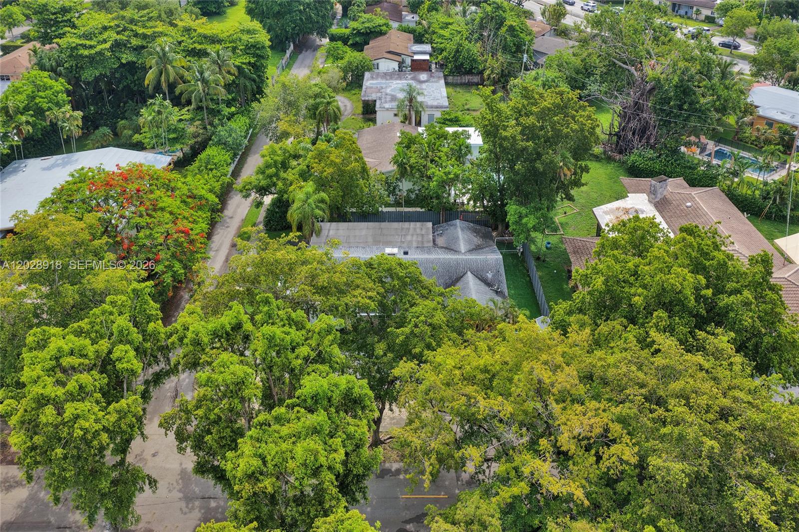 18641 NE 21st Ave, Miami FL 33179
