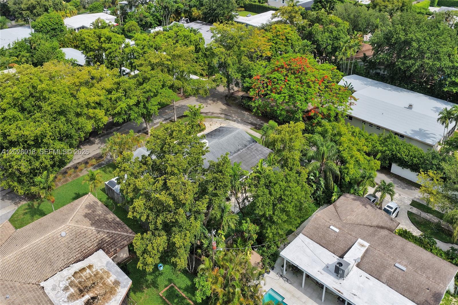 18641 NE 21st Ave, Miami FL 33179