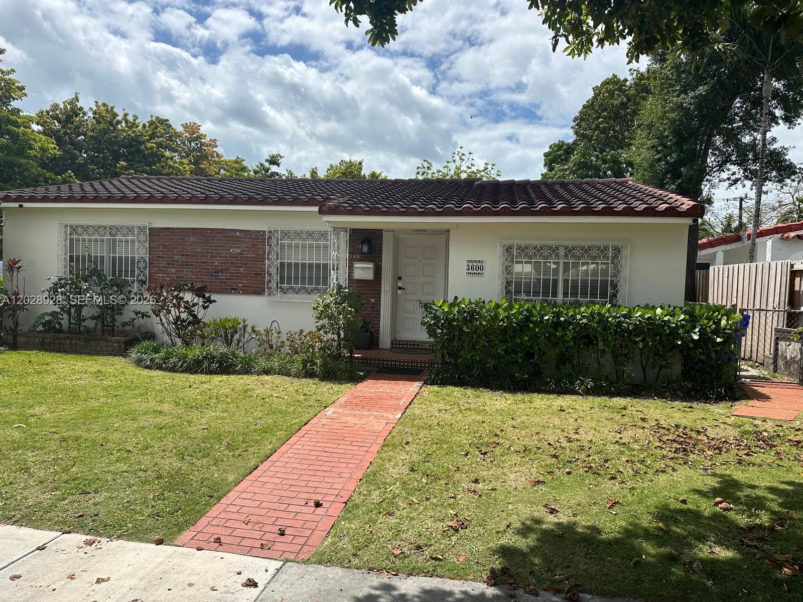 3600 SW 26th St, Miami FL 33133