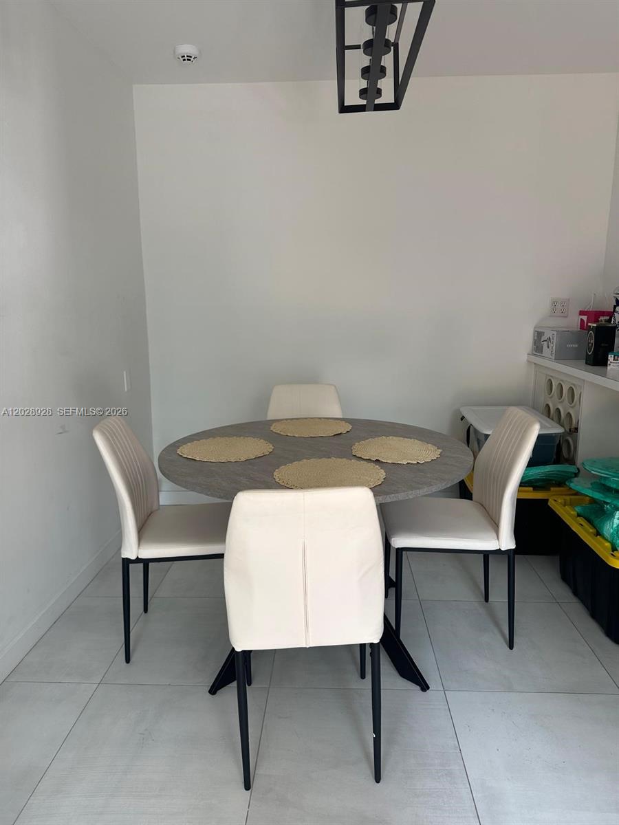 3600 SW 26th St, Miami FL 33133