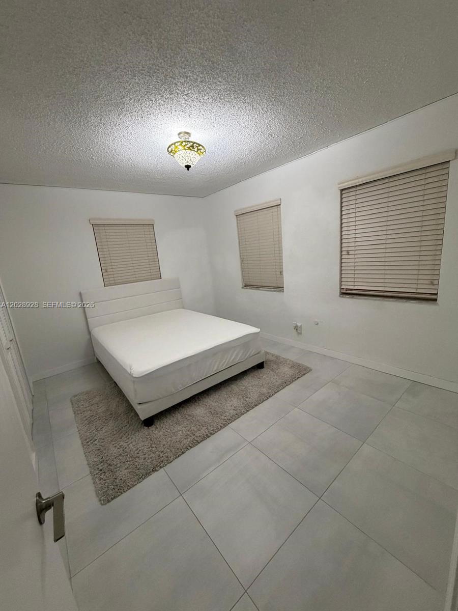 3600 SW 26th St, Miami FL 33133