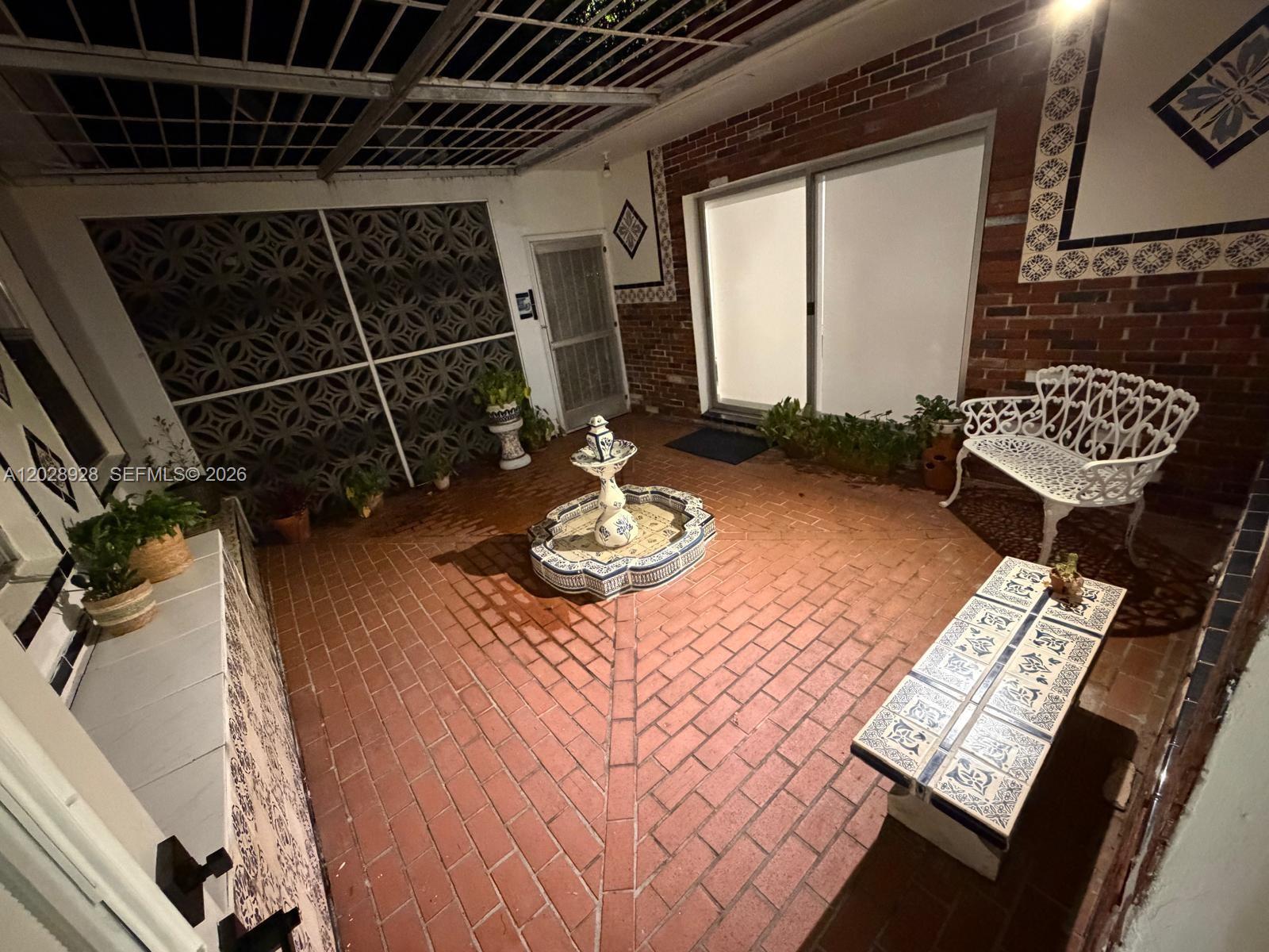 3600 SW 26th St, Miami FL 33133