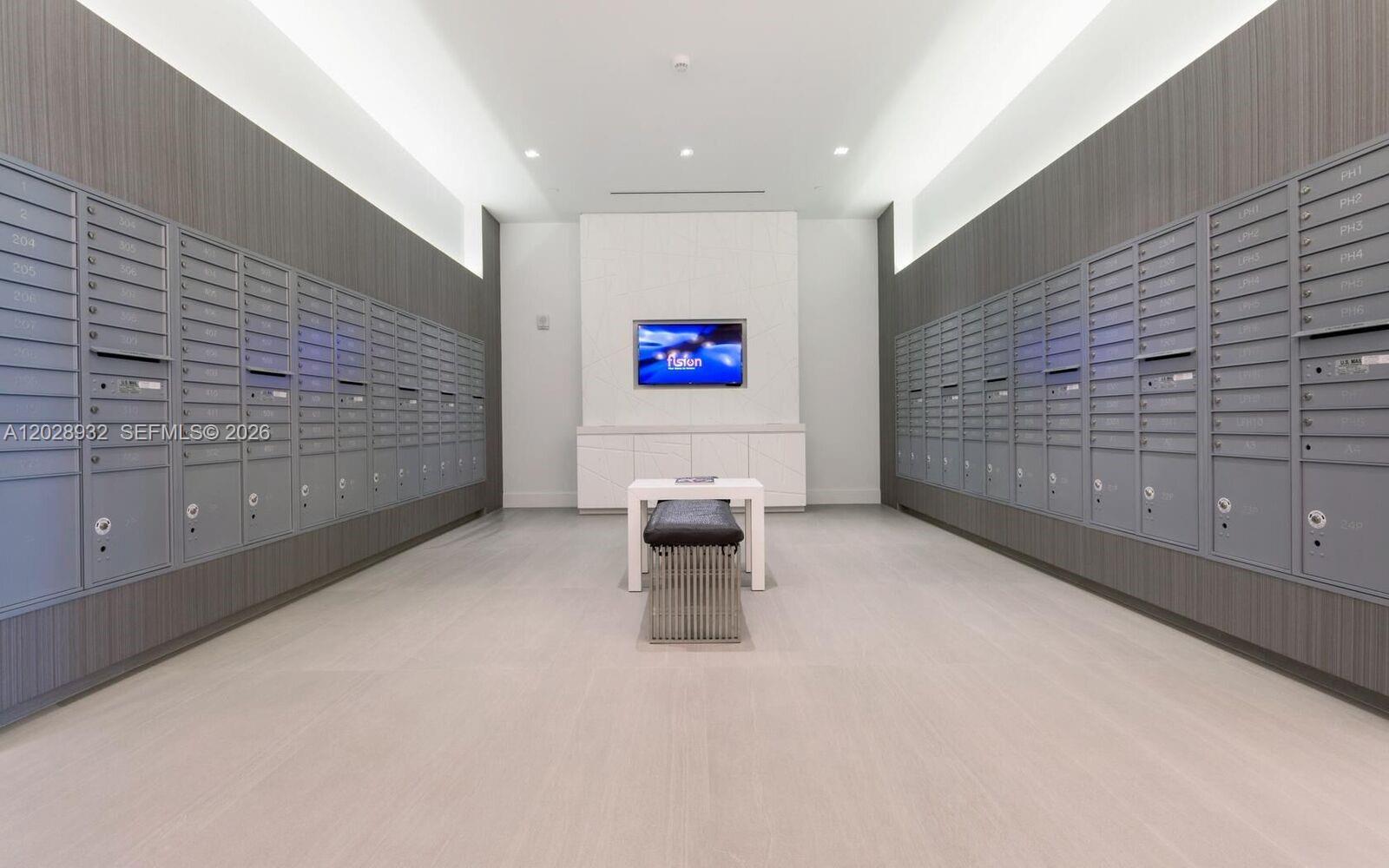 17111 N Biscayne Blvd #1703, North Miami Beach FL 33160